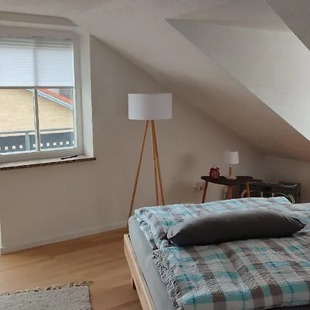 Anette's Nettes Dachjuchhe Apartment